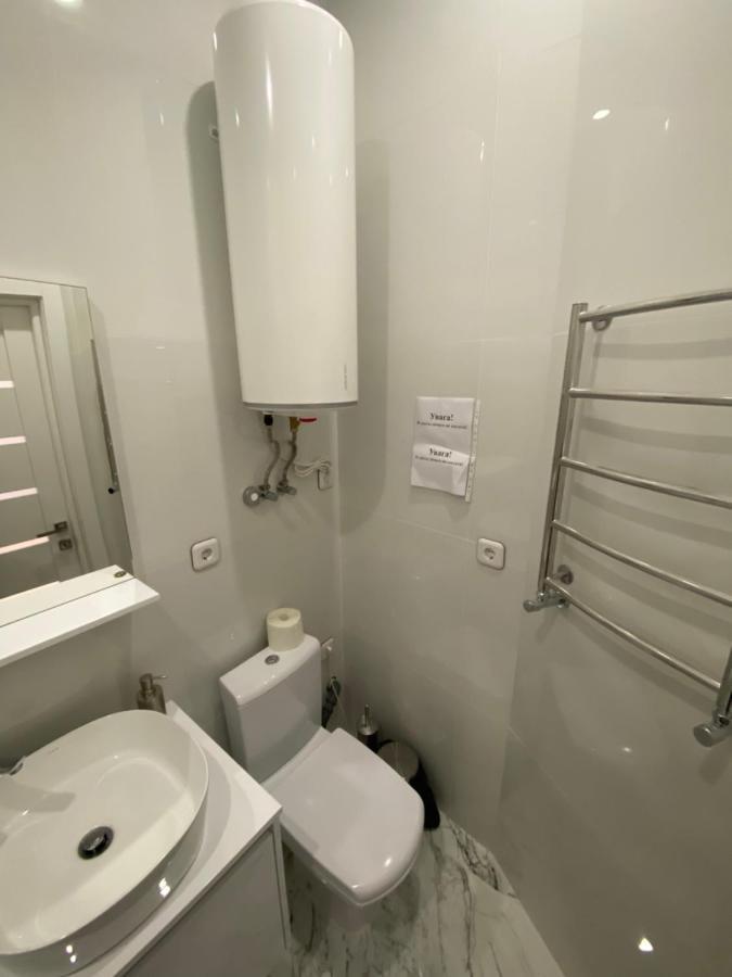 Квартира-Студія Подобово На Вулиці Городоцька 102 Lviv Exteriör bild